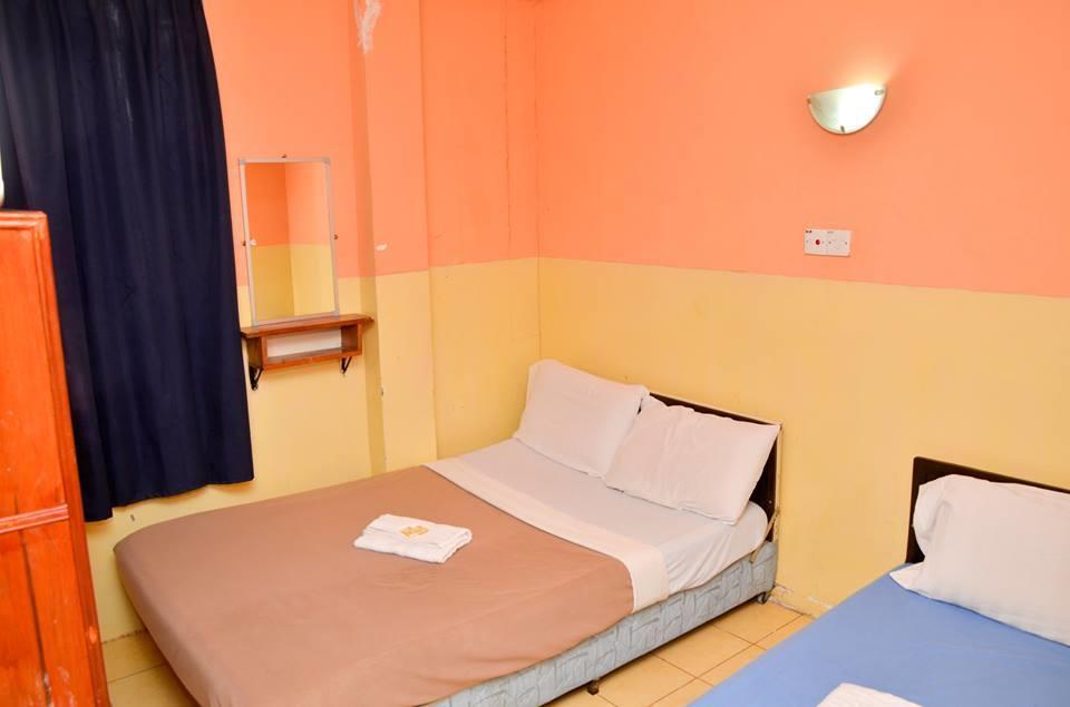 A&J Budget Hotel Кота Кинабалу Екстериор снимка